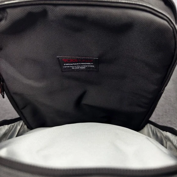 🌺TUMI Alpha 3 Backpack | Ballistic Nylon Large Capacity | Business & Travel - Picture 7 of 7